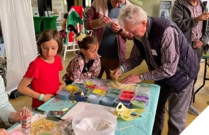 Zandstrooien in Lommel erkend als Vlaams Immaterieel Cultureel Erfgoed